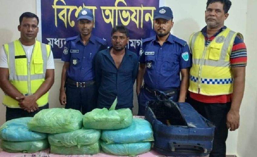  One held with 8-kg hemp in Sunamganj