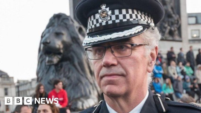  Met Police: Claim Met commander took LSD dismissed by tribunal