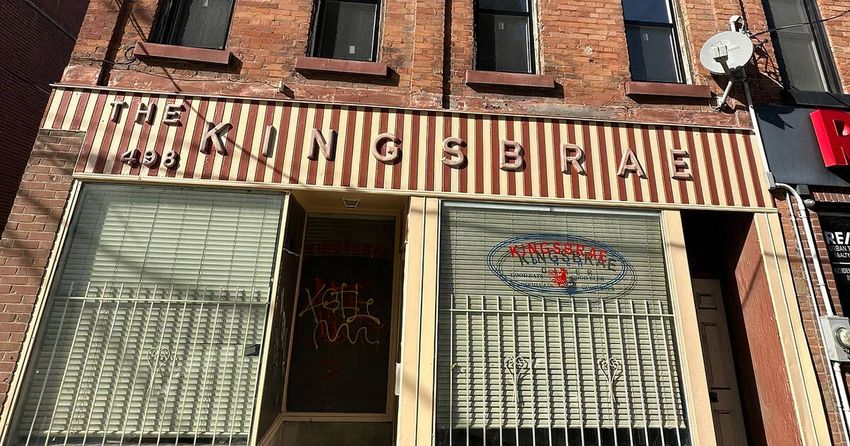  Toronto neighbourhood ecstatic after long abandoned diner gets a new tenant