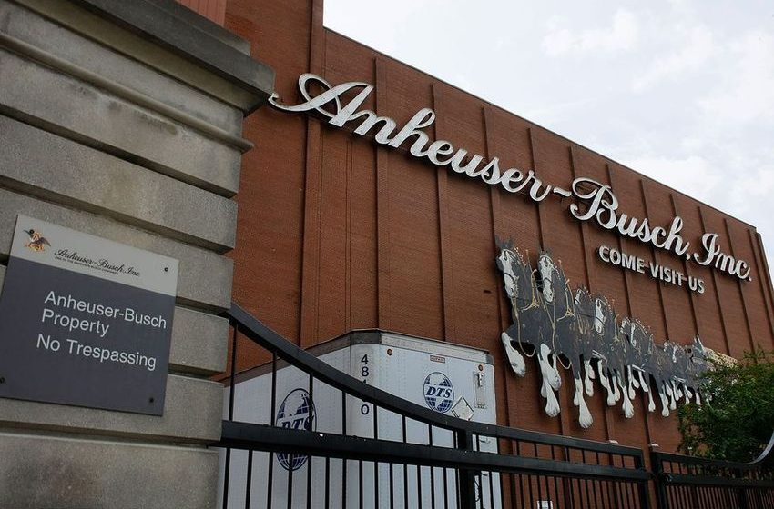 Anheuser-Busch to sell craft beer brands to New York cannabis company, a sign of industry changes