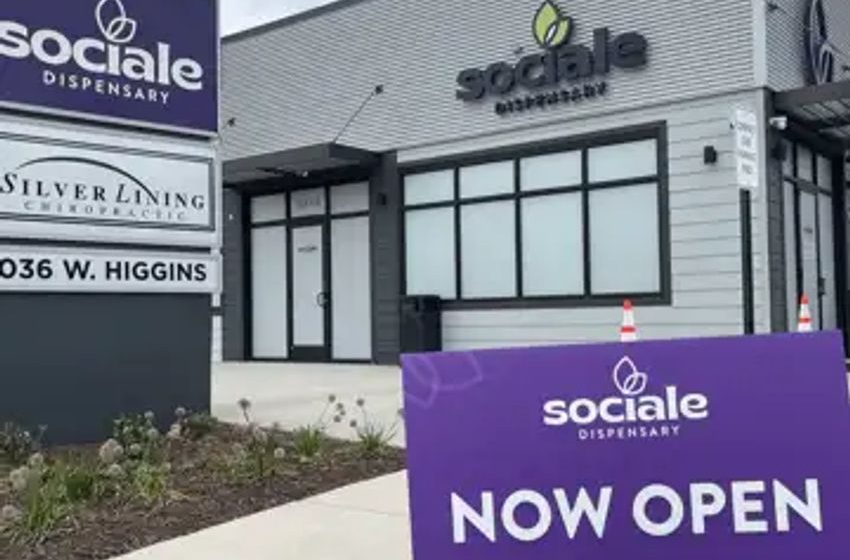  Park Ridge’s first cannabis dispensary opens; has hired 25 employees