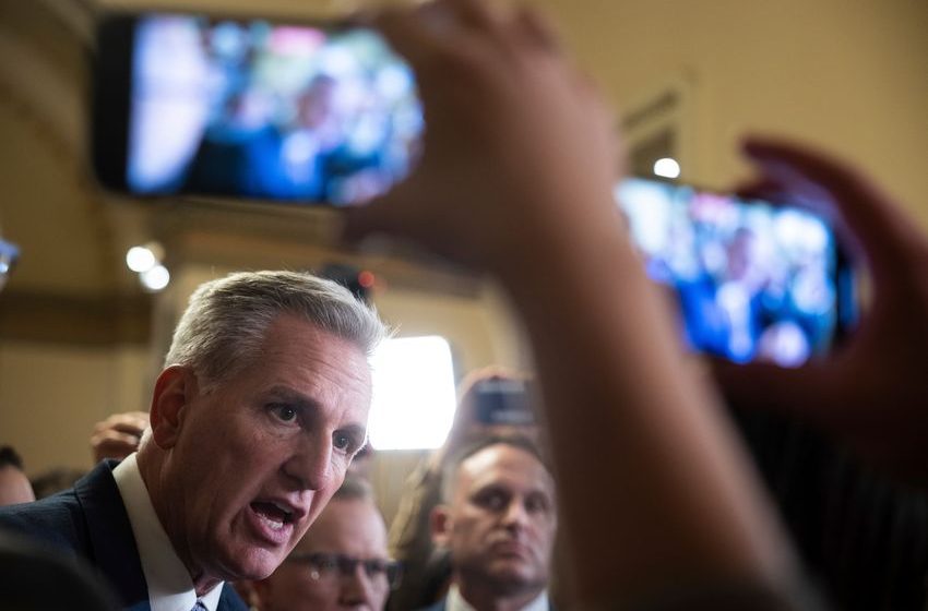  McCarthy bets it all on the border