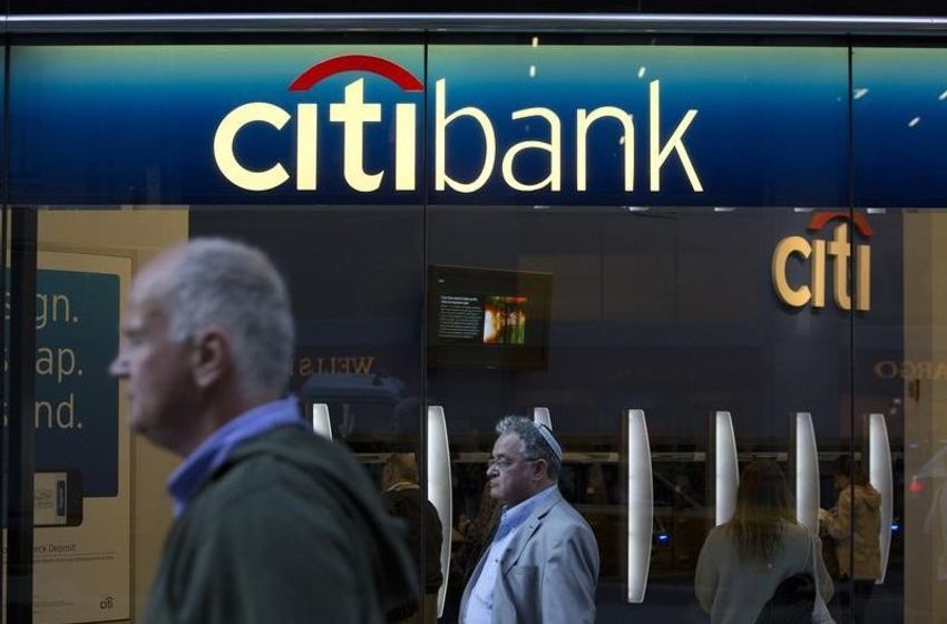  JPMorgan and Citigroup close customer accounts in security crackdown