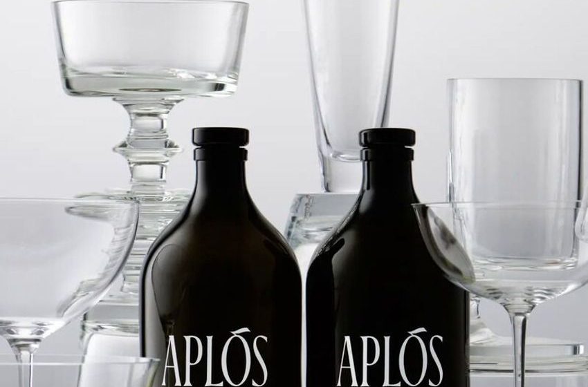  Functional Non-Alcoholic Spirits – Aplós Makes Alternatives Enhanced with Adaptogens and Hemp (TrendHunter.com)