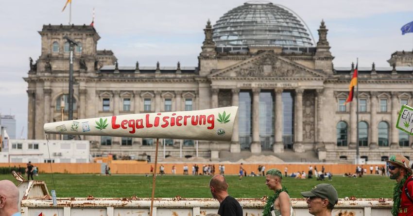  Germany set to partly legalise cannabis for personal use amid heated debate