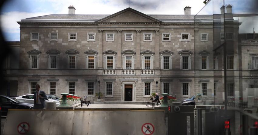  People in politics, journalism and judiciary take drugs, but do not end up in court, the Dáil told