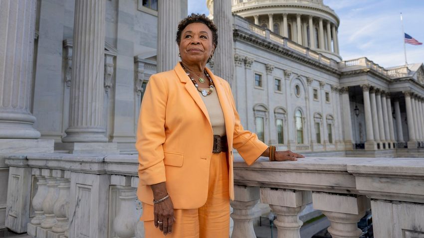  Barbara Lee’s Antiwar Campaign for the Senate