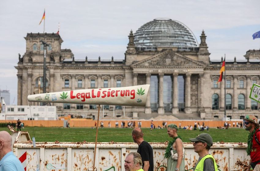  German Cannabis Legalization Uncertainty Is Spooking Investors