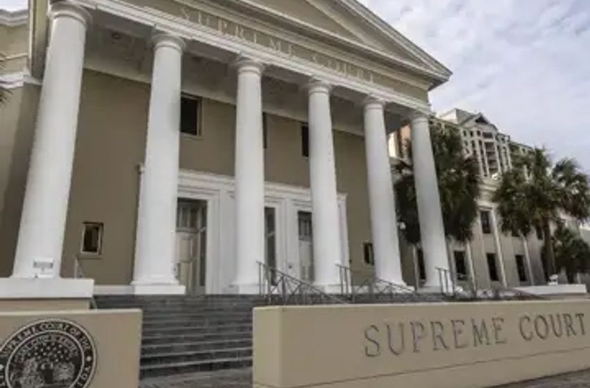  Florida Supreme Court Allows DeSantis’ 6-Week Abortion Ban to Stand But Also Approves Abortion Access Ballot Amendment