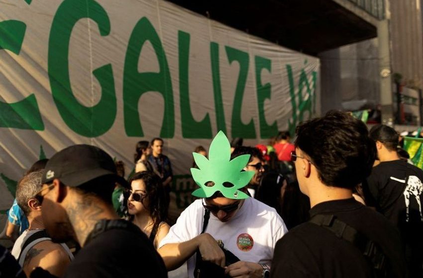  Brazil top court majority says marijuana possession not a crime