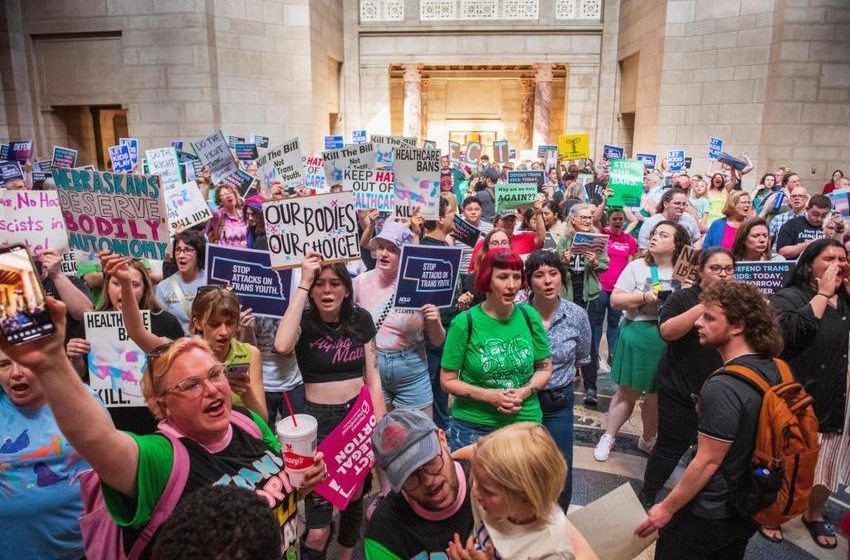  Nebraska Supreme Court upholds law restricting both medical care for transgender youth and abortion