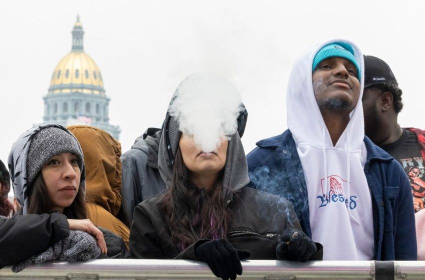  Hiking, bike riding, breweries and pot. Do Denver residents live up the stereotype?