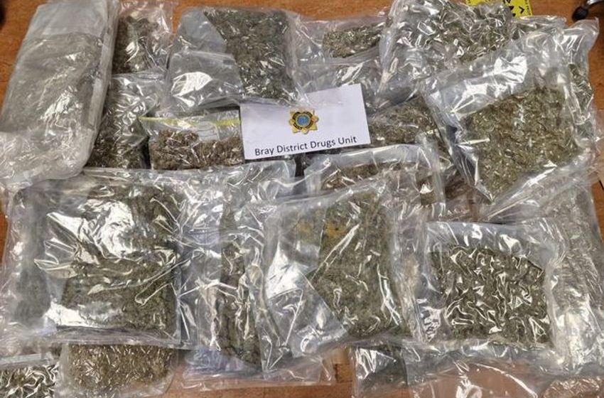  Man arrested after 16kg of cannabis worth €320k found in car in Bray