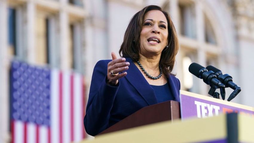  KFILE: Harris pledged support in 2019 to cut ICE funding and provide transgender surgery to detained migrants | CNN Politics