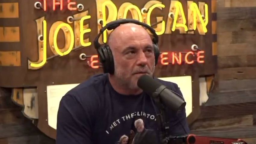  Joe Rogan Says ‘Chaotic’ Harris Campaign Refused to Discuss Topics Like Weed Legalization on His Podcast