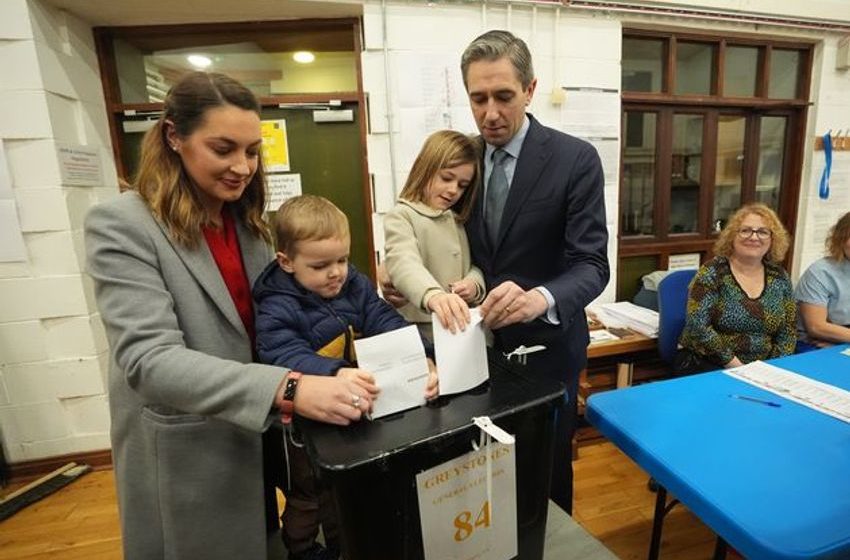  Election 2024: Taoiseach casts his ballot as voters head to polls in ‘too close to call’ General Election