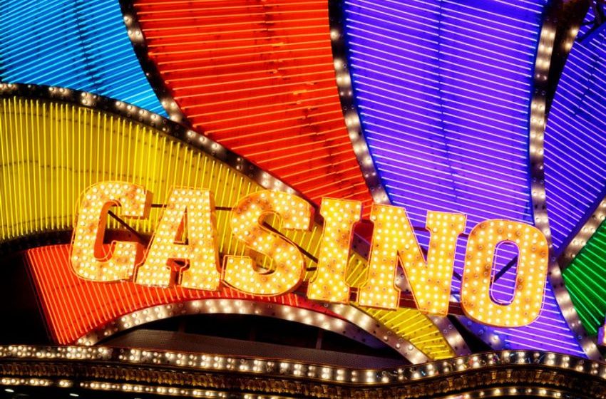  Businesses laud government casino plan