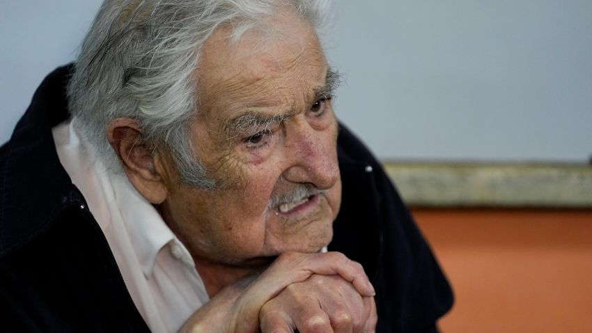  Uruguay’s iconic ex-President Jose Mujica says his cancer has spread and that he’s dying