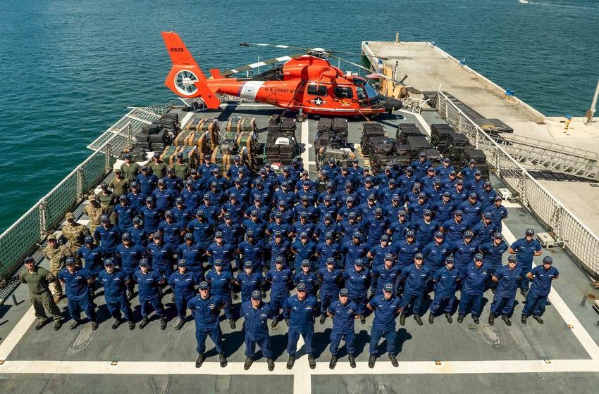  U.S. Coast Guard Offloads Over $500 Million in Cocaine, Marijuana from Eastern Pacific Seizures